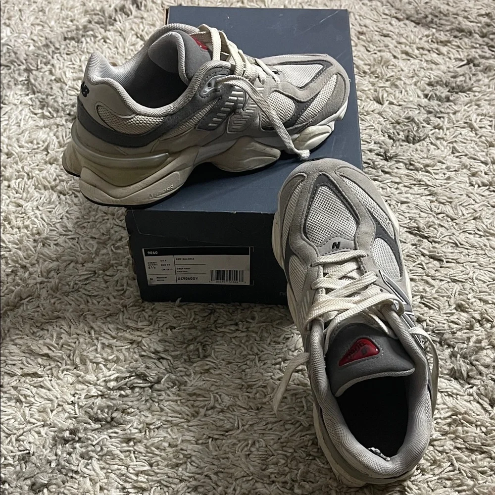 New Balance Kids Sneakers - Gray and Red
